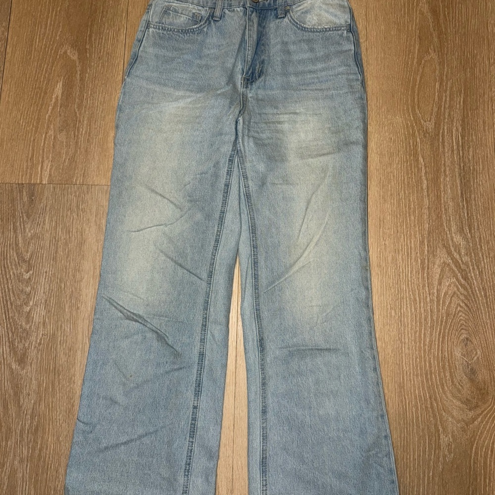 VERVET Light Blue Jeans